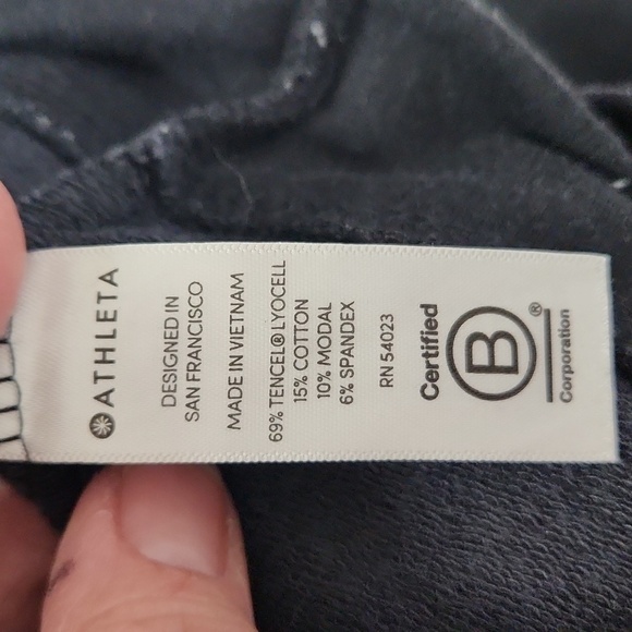 Athleta Pinnacle Criss Cross Hooded Sweatshirt - Picture 6 of 8